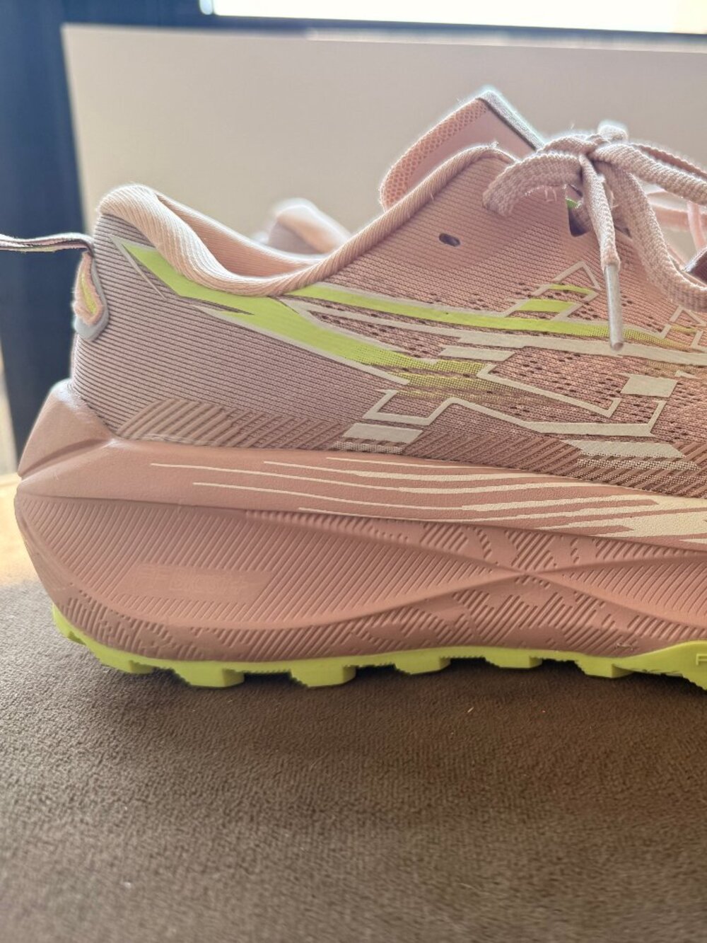 ASICS Trabuco Max 4 – Size 10 – Pink/Lime – New, Never Worn